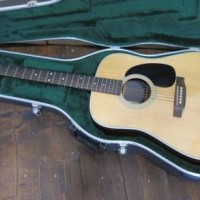 アコースティックギター　Martin　D28