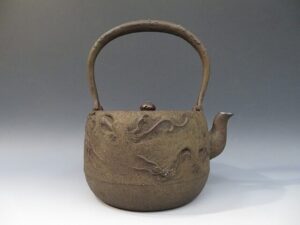 正寿堂　鉄瓶