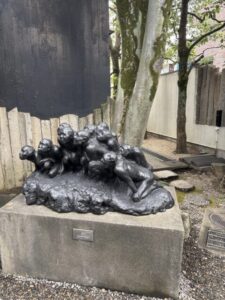 朝倉彫塑館　玄関周辺作品 (1)